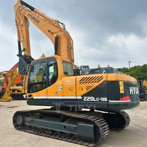 Hyundai R220LC-9S Excavator