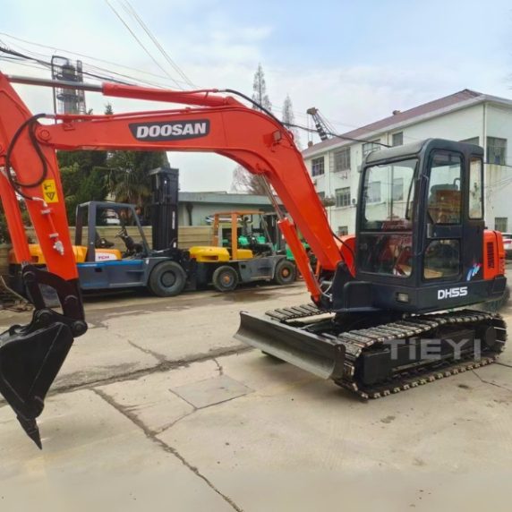 Original Doosan DH55 Used Excavator for sale by TieYi Machinery